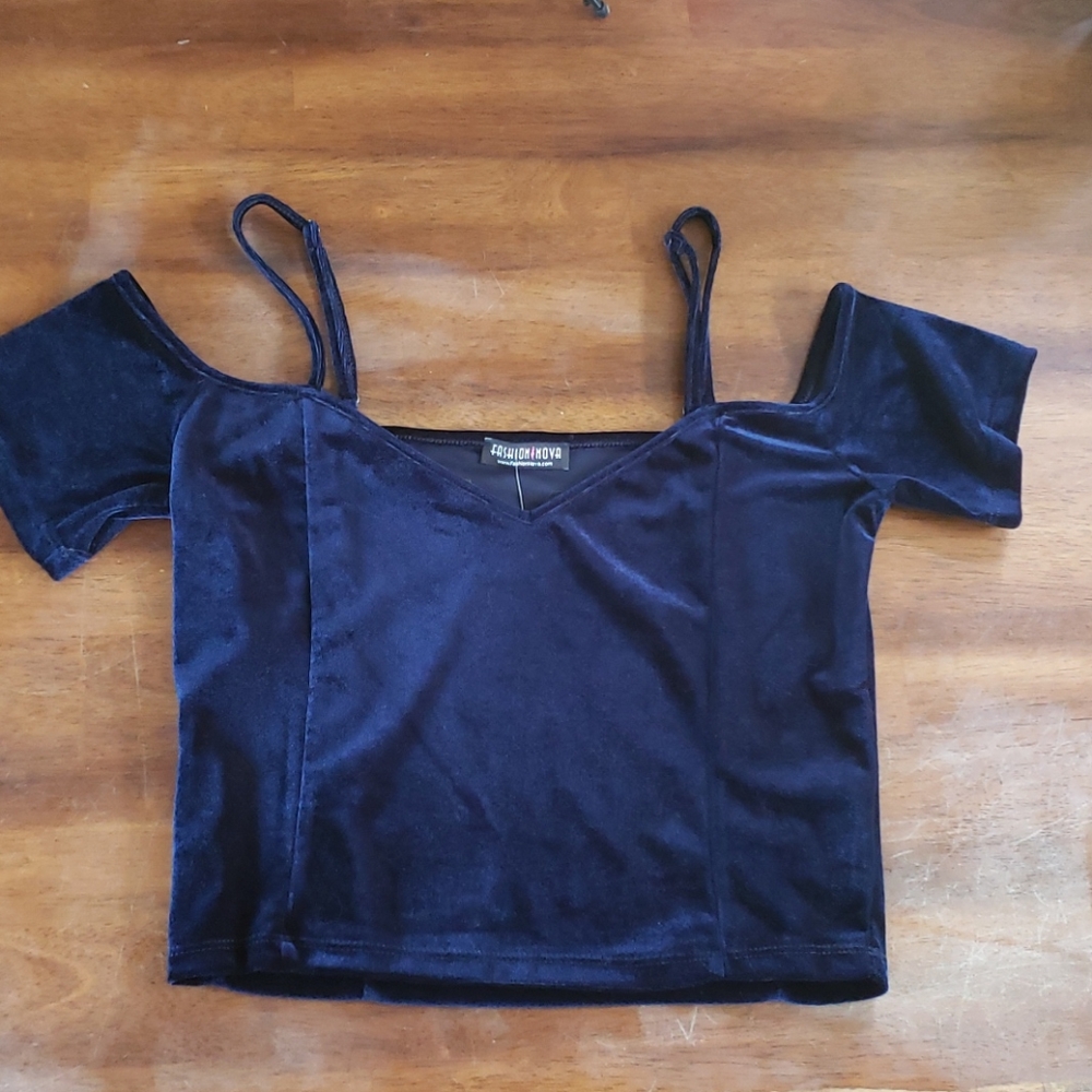Fashion nova who's that chick velvet top